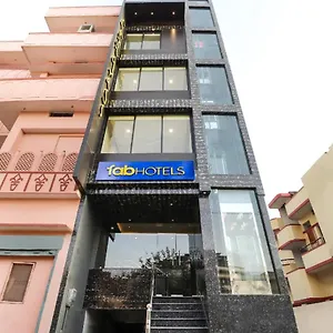 Fabexpress Lemon Grass Hotel
